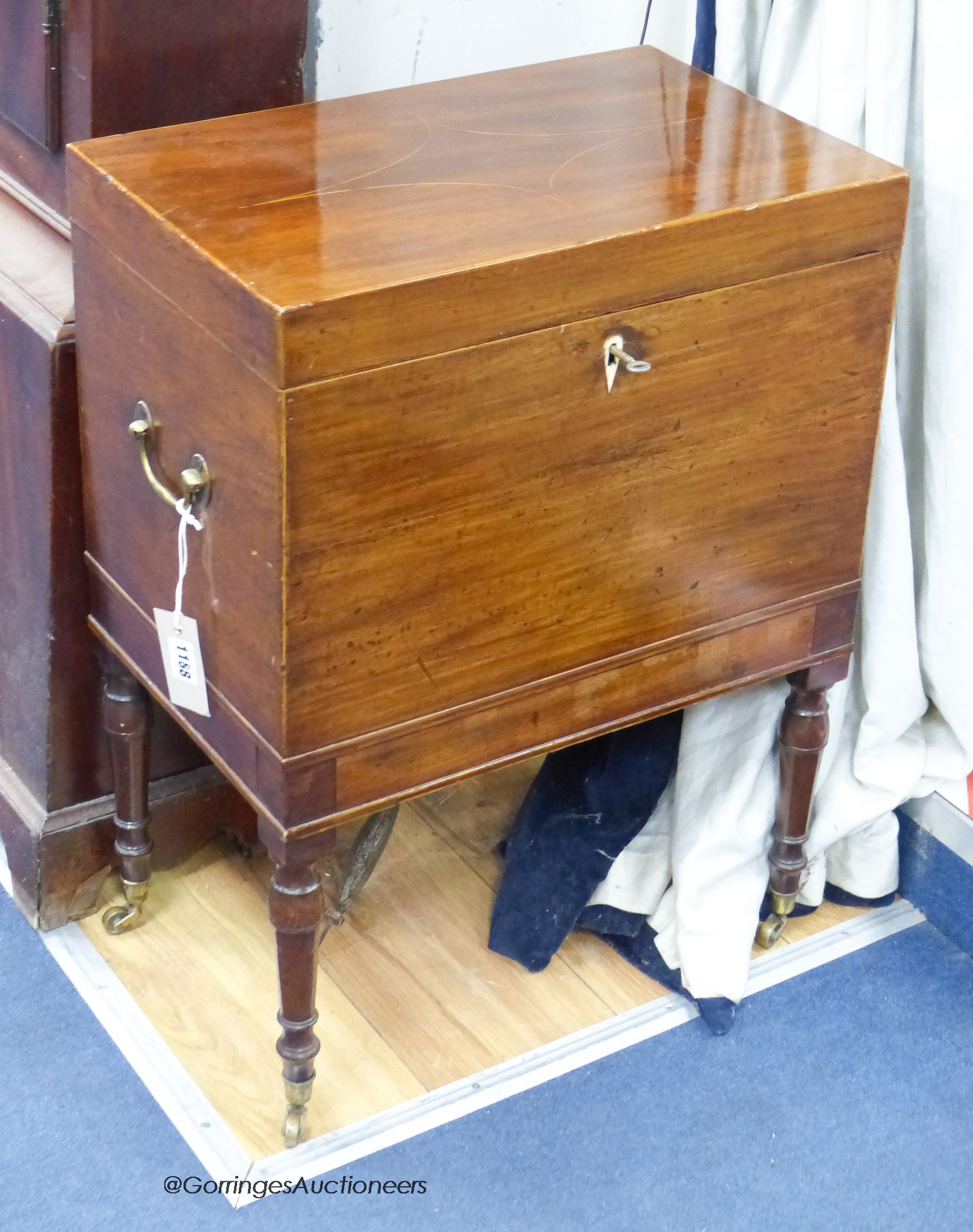 A George III mahogany cellarette. W-45, D-28, H-61cm.